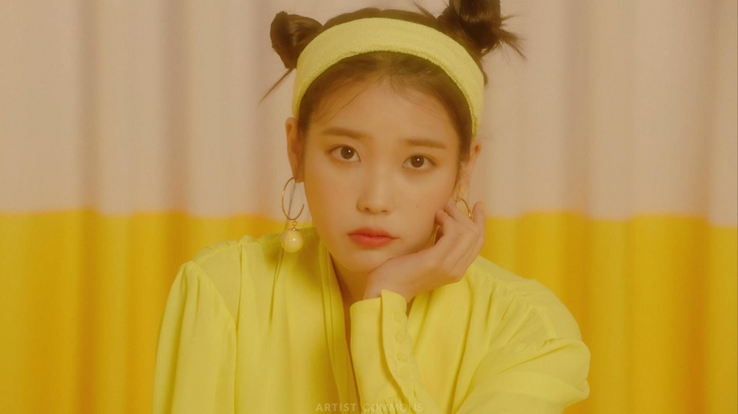 IU
