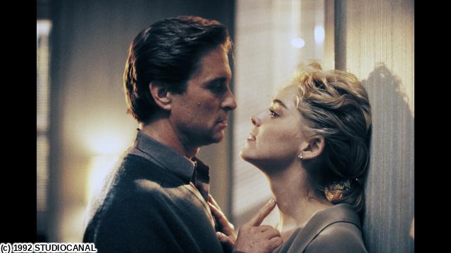 🈙氷の微笑（字幕版）[R指定]🅍