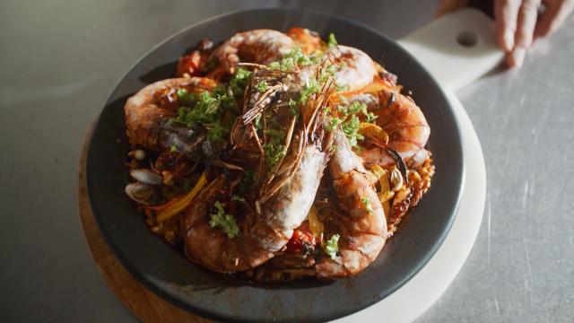 🈚暮らしをたのしむ、料理道具　＃４　食卓に鉄のフライパンを