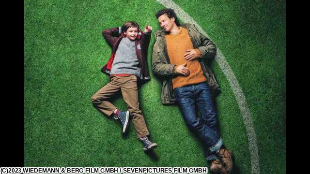 🈙ぼくとパパ、約束の週末（字幕版）🅍