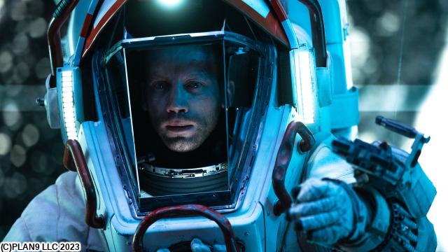 🈙フリー・フォール－絶体絶命－（字幕版）🅍