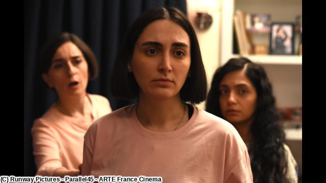 🈙聖なるイチジクの種（吹替版）🈑