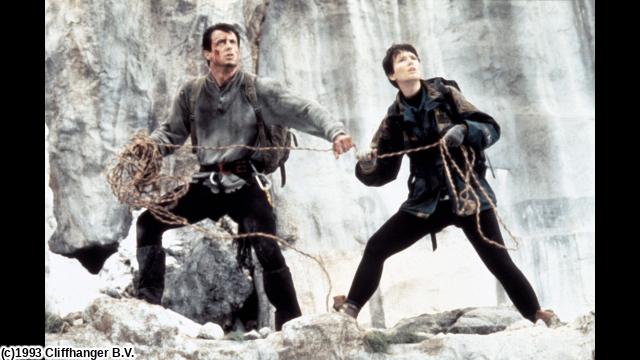 🈙クリフハンガー（字幕版）🅍