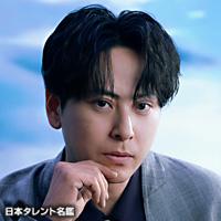 山下　健二郎