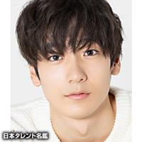 秋谷　郁甫