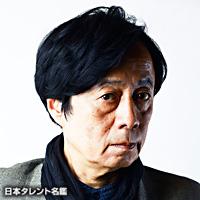 芥　一