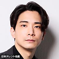小林　唯