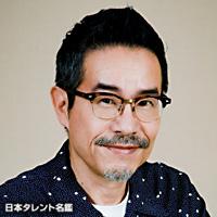 田口　トモロヲ