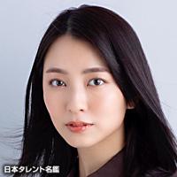 小島 梨里杏