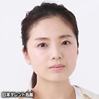 小築　舞衣